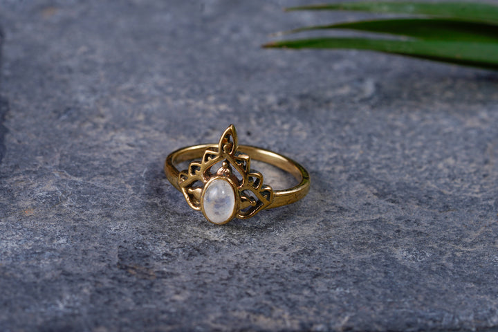 Ring ~ tiara moon ~ moonstone