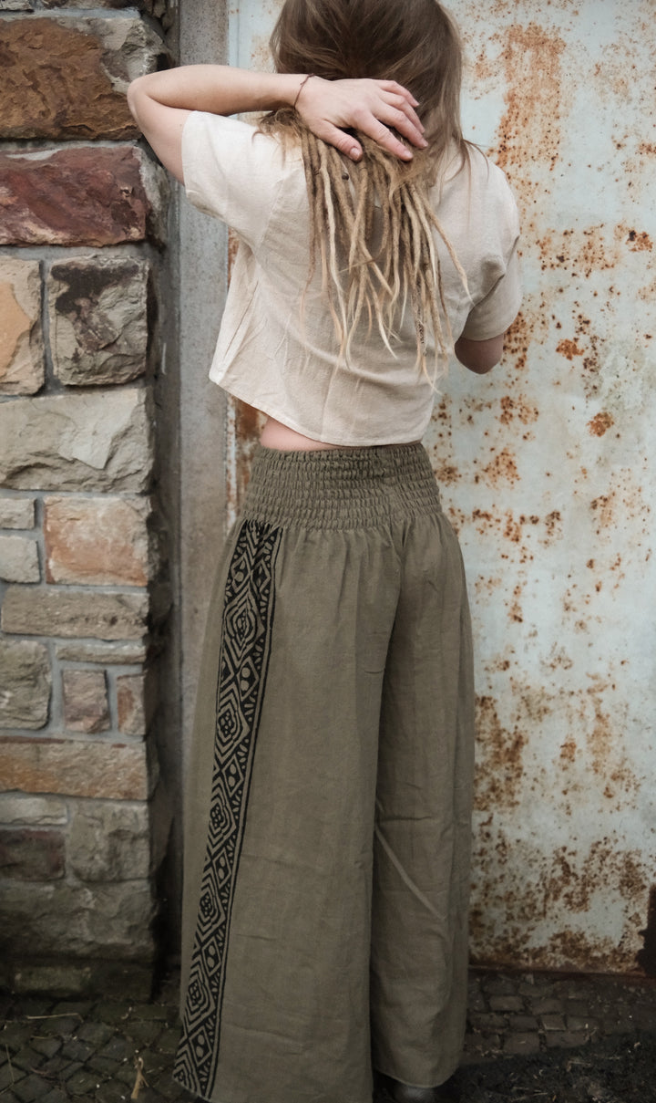 Maxi Hose ~ MALOU OLIVE