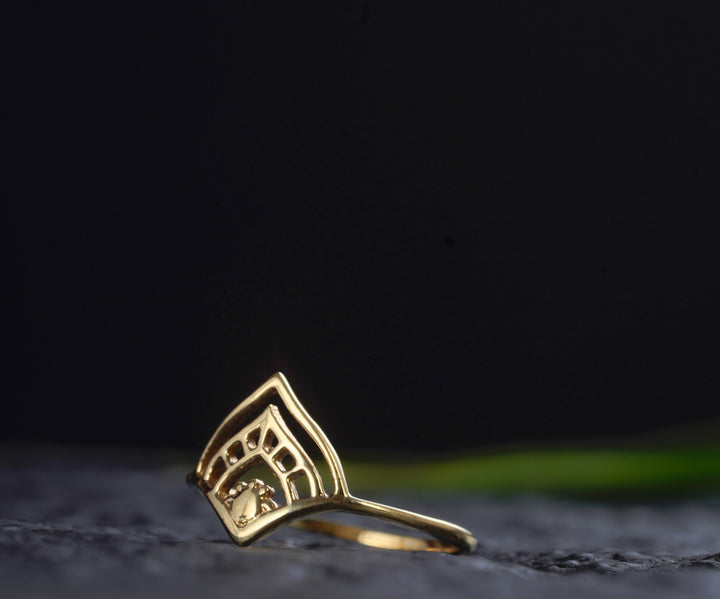 Ring ~ ARWEN ~ Messing ~ Minimalistischer Ring ~ Krone