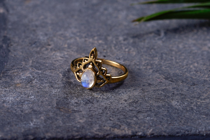 Ring ~ tiara moon ~ moonstone